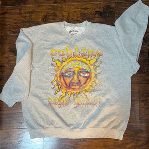 Sublime oversized sweater.